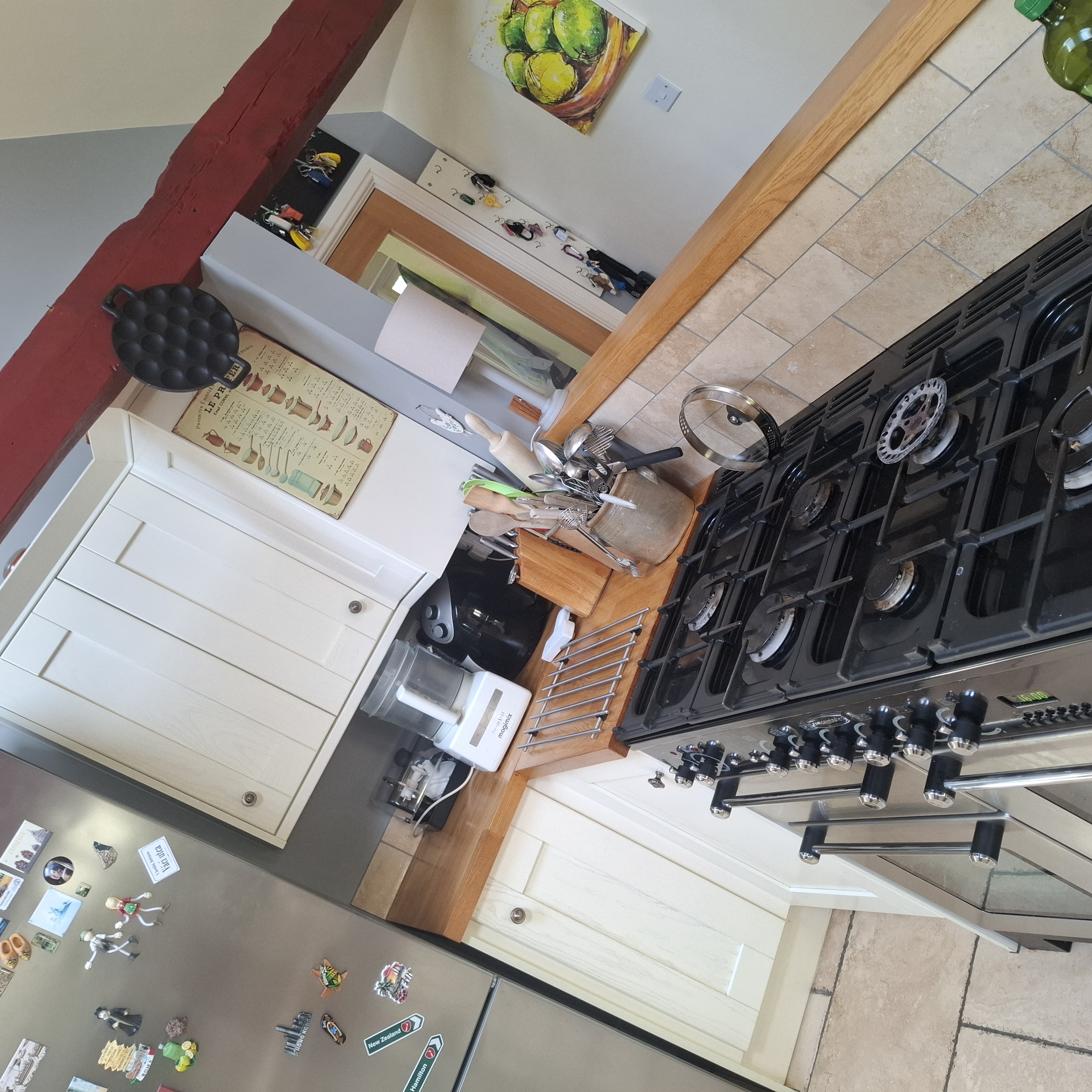 Mama Kuip's Kitchen, Dagwells Farm House, Shedfield, Southampton SO32 2JG, UK